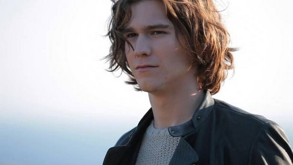 Amaury va-t-il corser l'Eurovision ? Commentez en direct !