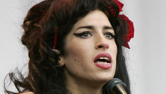 Amy Winehouse : les stars lui rendent hommage