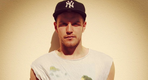 Matthew Raymond-Barker se lâche sur Twitter