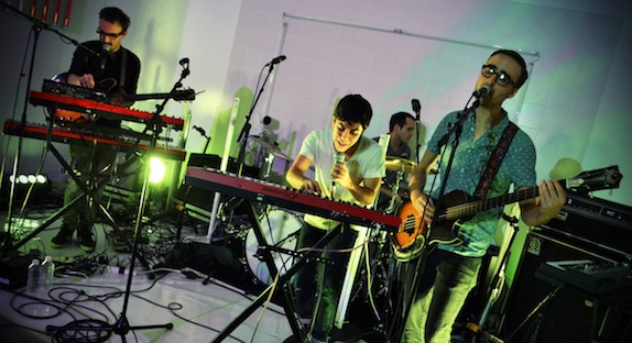 Revivez le concert privé Fructis d'Electric Guest