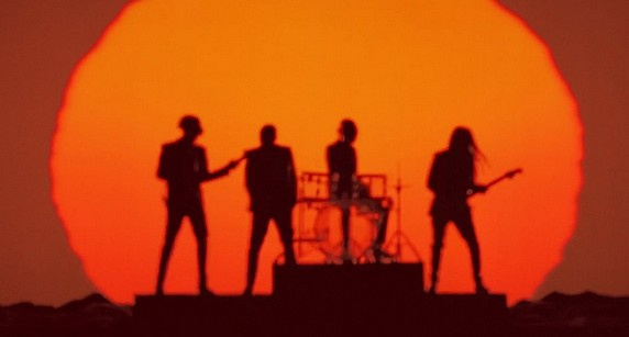 Radios/TV : Daft Punk, Guetta et A. Hepburn au top