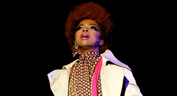 Lauryn Hill dévoile l'inédit "Neurotic Society"