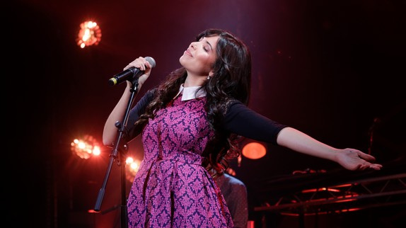 Indila : 100 millions de vues pour son 1er clip !