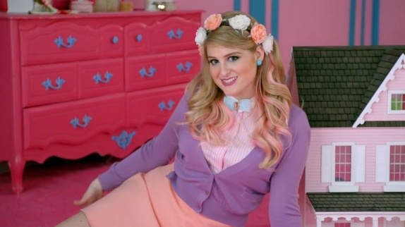 Tops UK : Enorme carton pour Meghan Trainor
