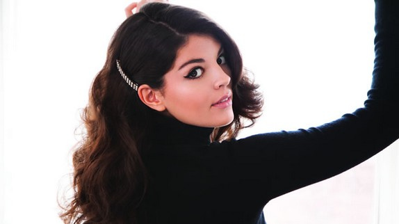 Nikki Yanofsky chante en français : écoutez !