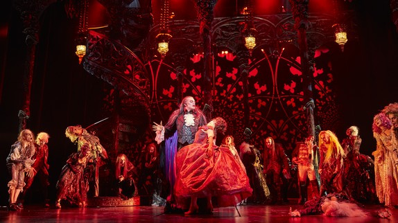 Le Bal des Vampires : un show pop et sanglant