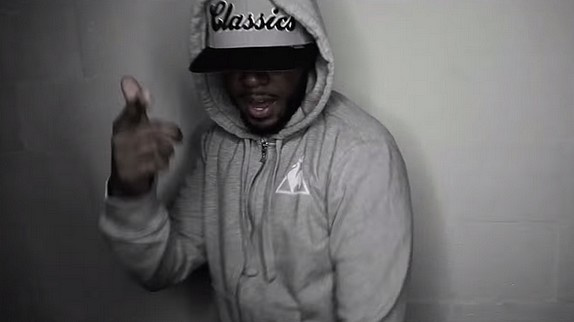 Un membre de la Sexion d'Assaut revient en solo