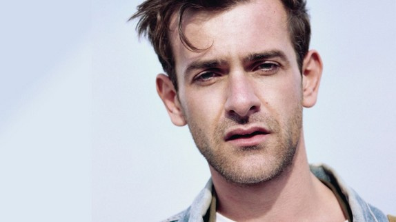 Josef Salvat : son nouveau single "Paradise"