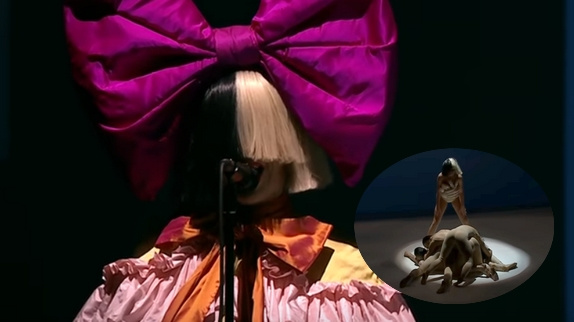 Sia chante pour Apple : regardez !