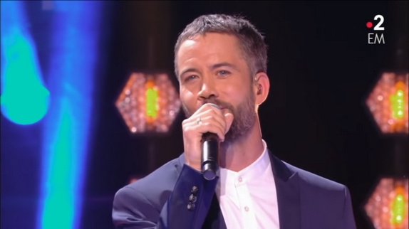 Emmanuel Moire reprend Johnny : regardez !