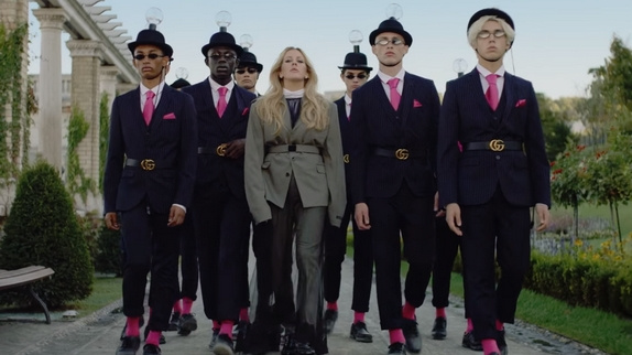 Ellie Goulding part en voyage à Budapest