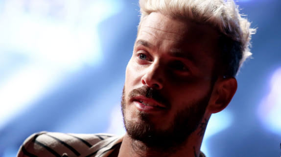 M. Pokora se confie sur la maladie d'Alzheimer
