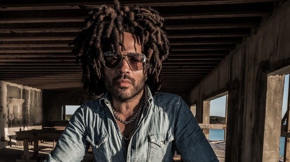 Lenny Kravitz : bientôt une autobiographie