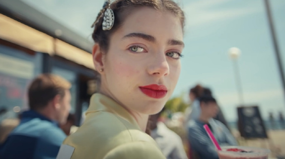 Musique de la pub BMW : qui chante ?