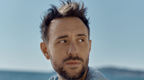 Charlie Winston enchaîne avec "Sweet Tooth"