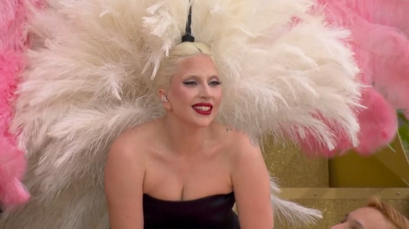 JO de Paris : Lady Gaga impressionne et étonne