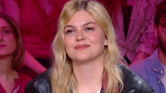 "J'ai guéri" : Louane se confie sur la mort de sa maman