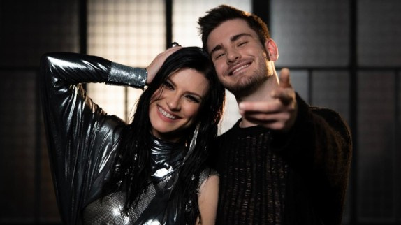 Julien Lieb et Laura Pausini : écoutez leur duo