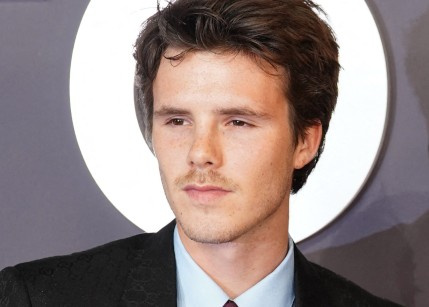 Le fils Beckham annonce un concert en France