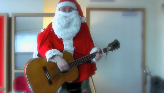 Keane vous souhaite un "Joyeux Noël"