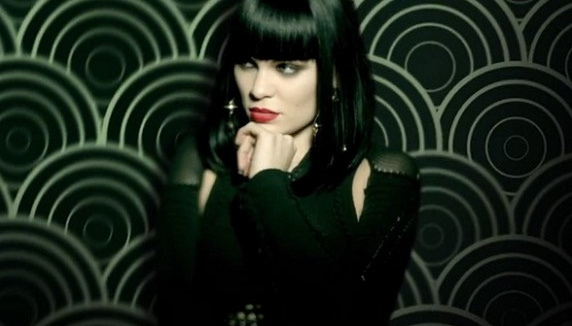 Radio/TV : David Guetta & Jessie J dominent