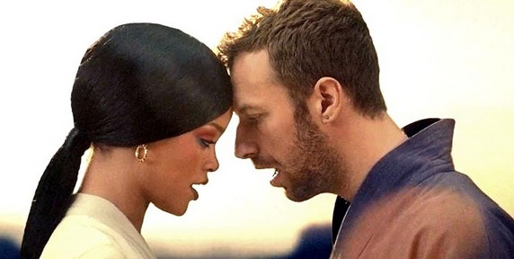 Coldplay & Rihanna : écoutez l'acoustique du duo