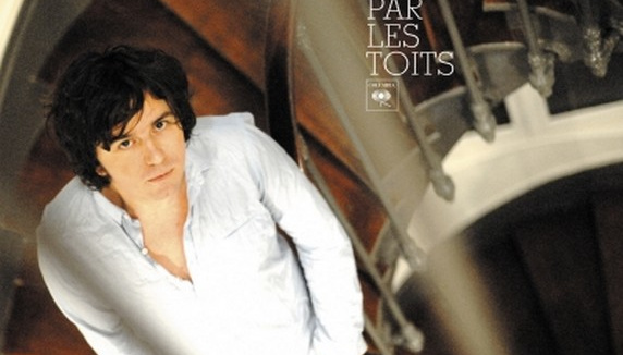 Philippe Uminski lance le single "Par les toits"