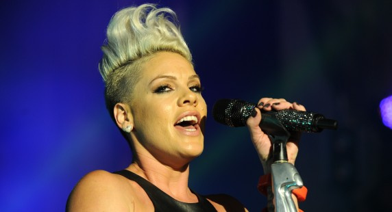 Pink et C R Jepsen en tête des charts australiens