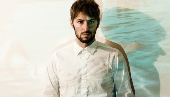 You and You se présente avec "Bye Bye"