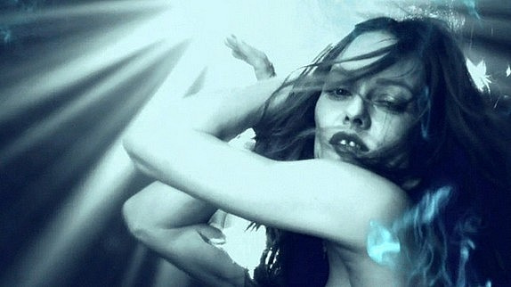 Vanessa Paradis : son nouveau single "Mi amor"