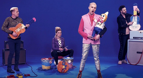 Neon Trees se déchaine pour "I Love You"