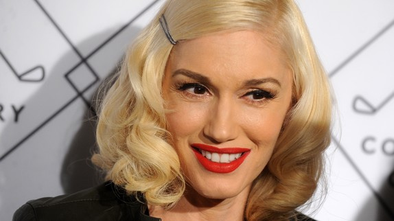 Gwen Stefani dévoile "Spark the Fire" : écoutez