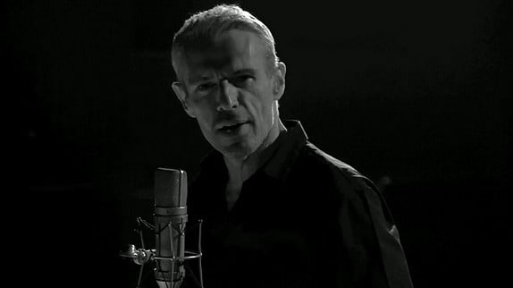 Lambert Wilson chante Yves Montand