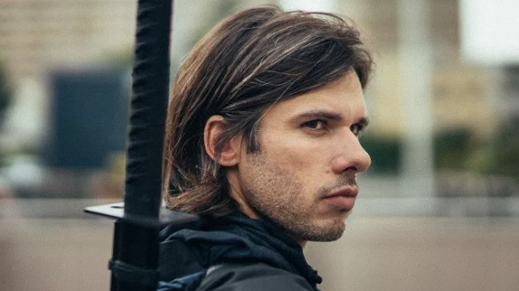 Orelsan sort son "épilogue" à "La fête est finie"