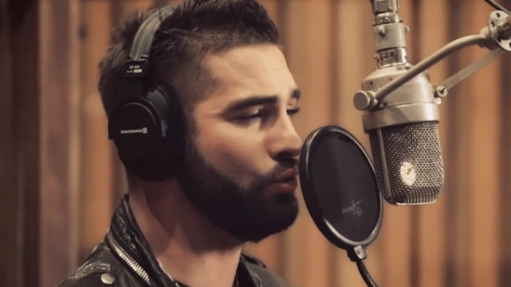 Kendji reprend "L'envie" de Johnny