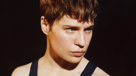 Christine and the Queens revient : écoutez !