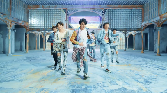 BTS cartonne avec "Fake Love" : regardez !