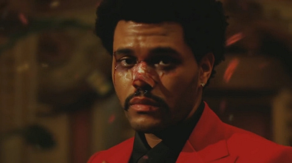 The Weeknd snobé : les stars le soutiennent
