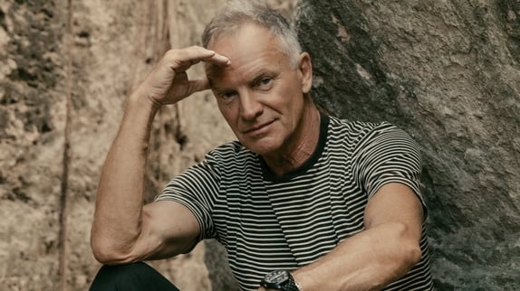 Sting dévoile le single "If It's Love" : écoutez !