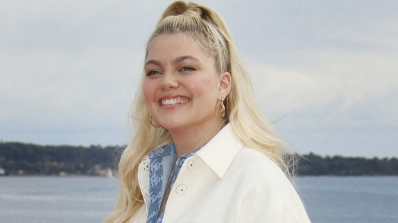 La série avec Louane diffusée sur TF1 le...
