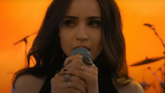 Sofia Carson cartonne avec "Come Back Home"