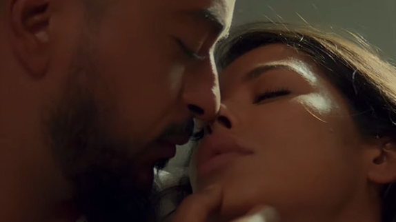Slimane est "Sentimental" : écoutez !