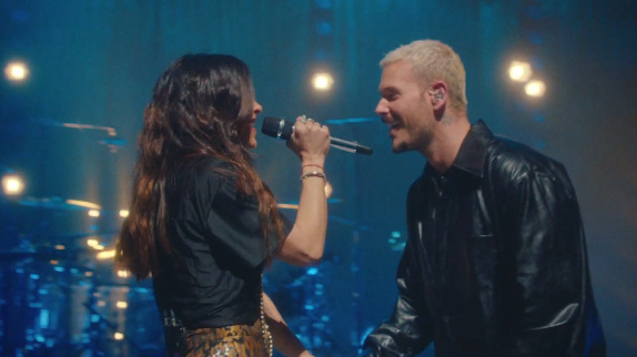 Jenifer et M. Pokora reprennent "Je te donne"