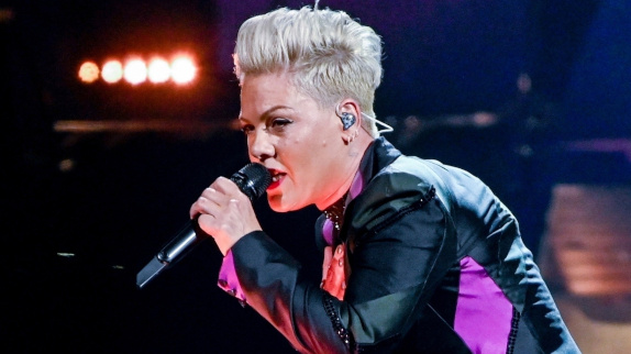 Pink pro-Israël ? Accusée, elle rétablit les faits