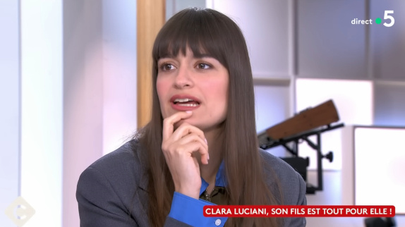 Clara Luciani : cette remarque étrange !