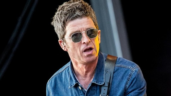 James Bond : le prochain thème signé Oasis ?