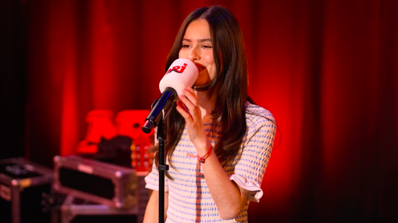 Jeanne (Star Ac) reprend "Feel Good" de Charlotte Cardin