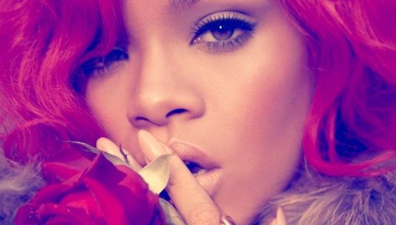 Rihanna pulivérise les records en Angleterre