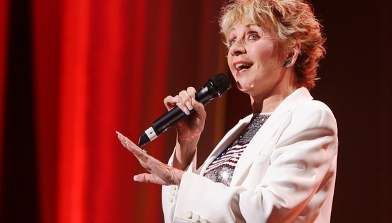 Annie Cordy reprend du service à bientôt 84 ans