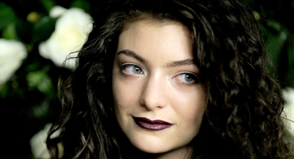 Lorde dévoile le titre "Buzzcut Season"